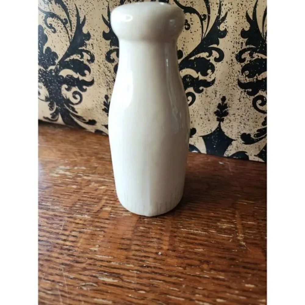 Vintage Milk Jug Salt Shaker FARM FRESH BRAND Pottery 5